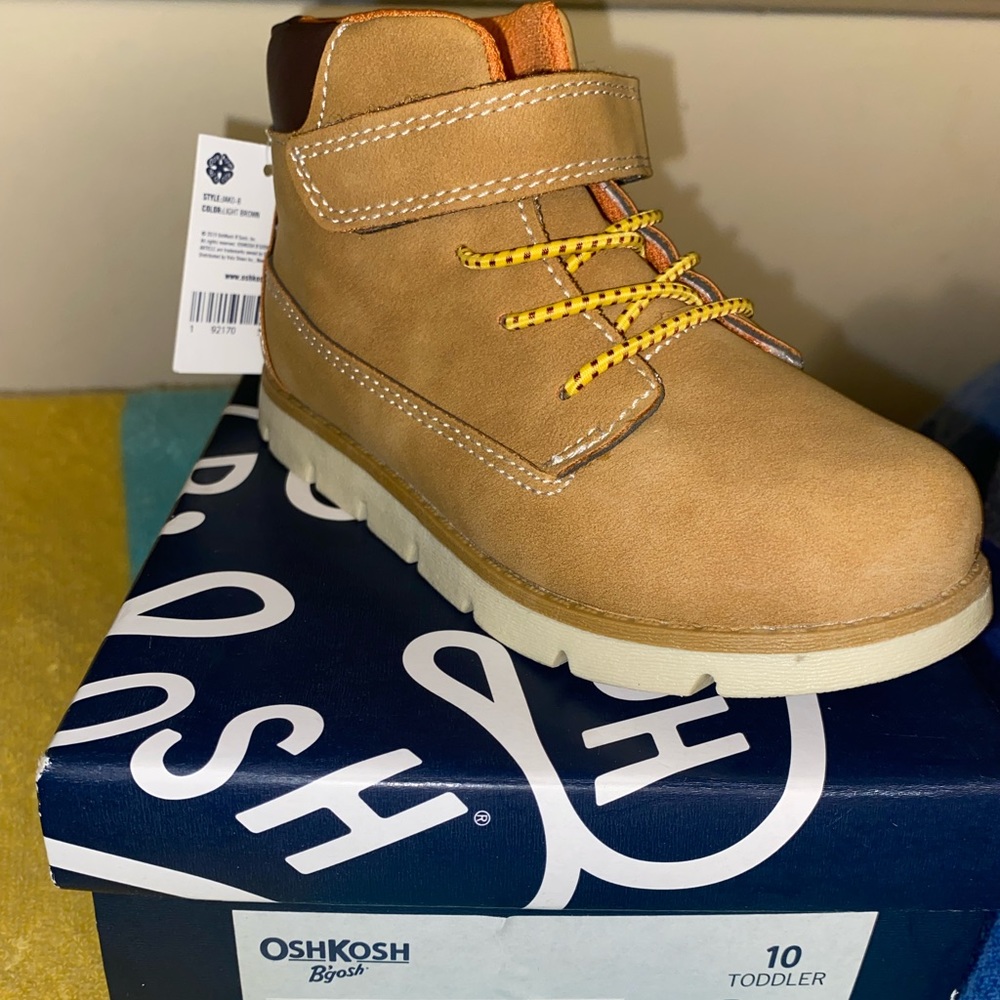 Osh kosh' bgosh Boots Light Brown Size 10Toddler